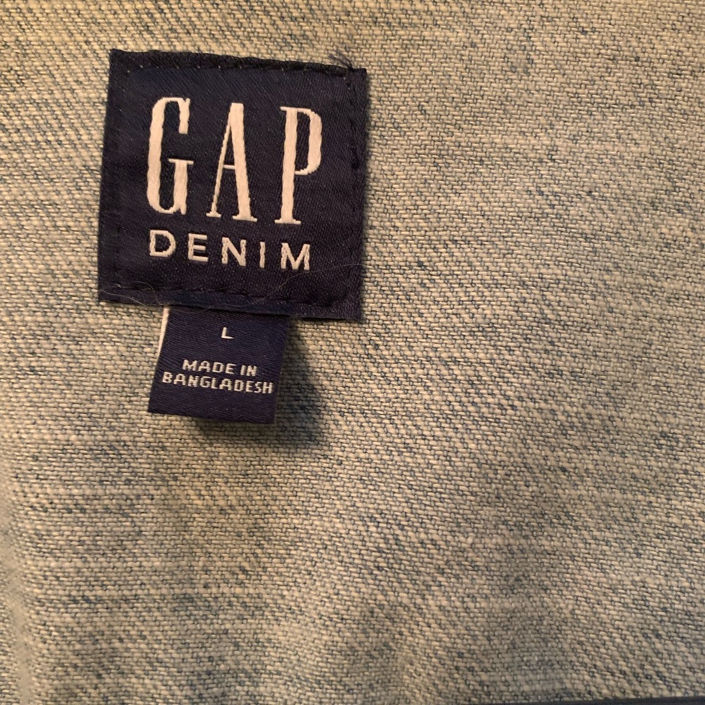 GAP Women's Vintage Light Blue Denim Jacket - Picture 5 of 6